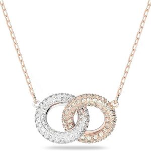 Dextera Women's Round Pendant Necklace